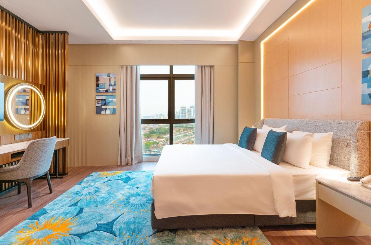 Hotel M World Formerly Known As Avante 5*